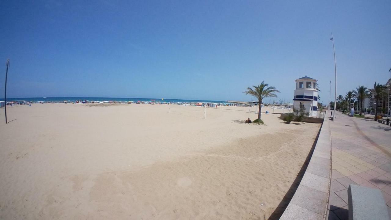 Preciosos Apartamentos Caracola En La Primera Linea De La Playa De Gandia Luaran gambar